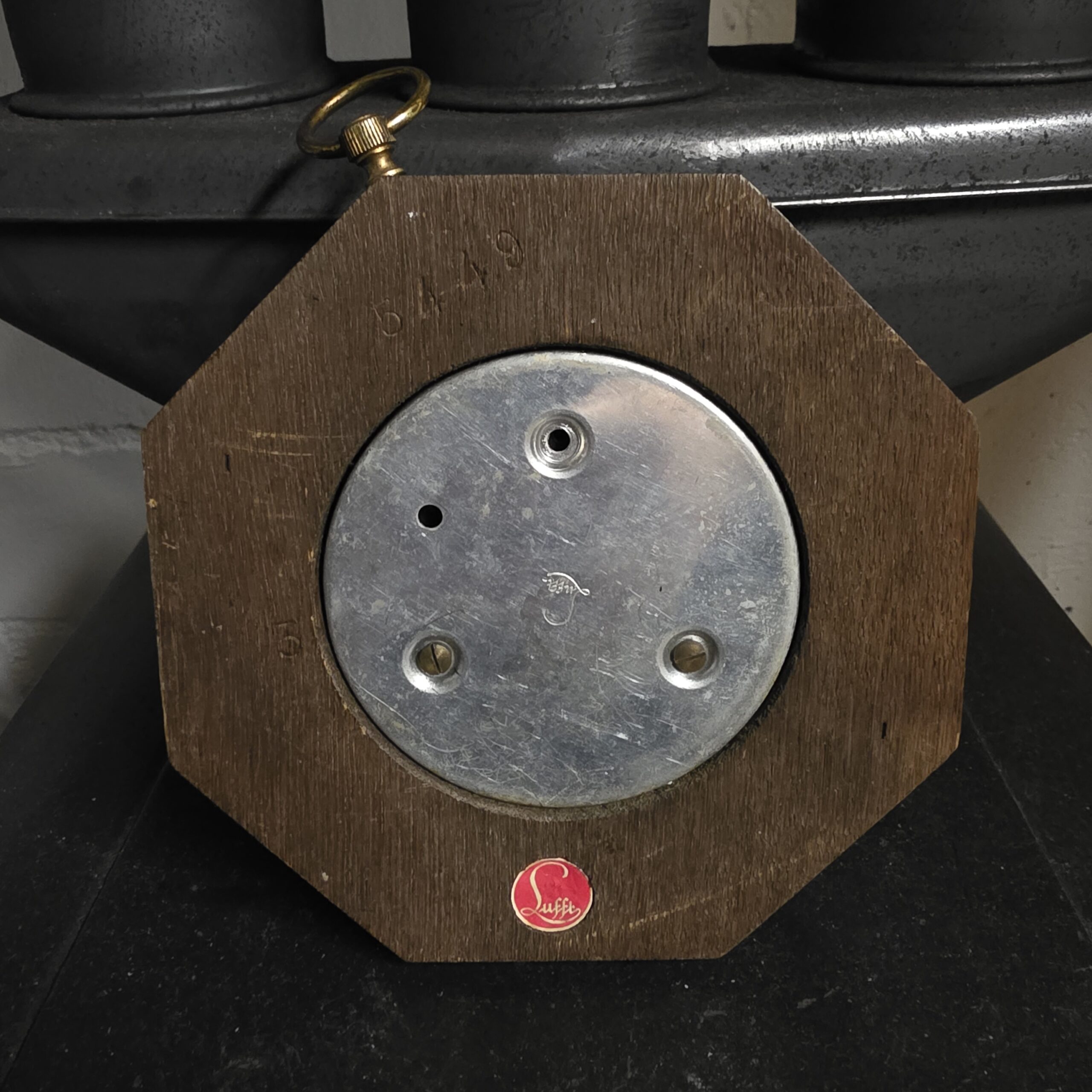 Antikes Holz-Barometer – dekoratives Wandstück