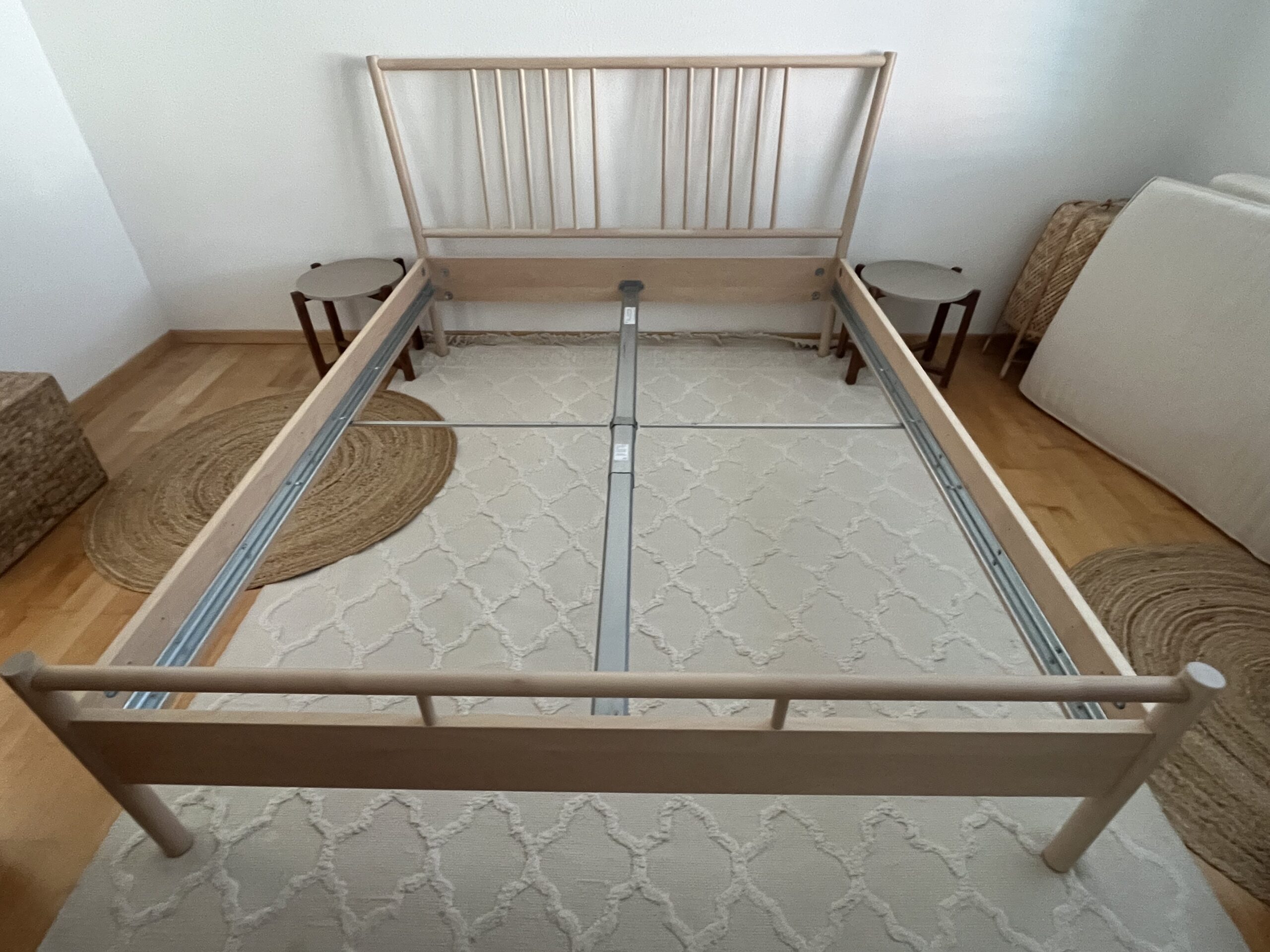 Bett neu 160×200 Björksnäs inkl. Lattenrost