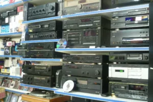 Hifi-Shop-8600-Duebendorf-ZH-Hifi-Audio-Oldy-Shop