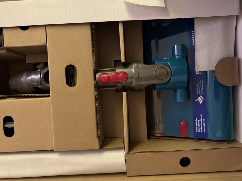 Dyson V15 Detect Absolute Staubsauger,