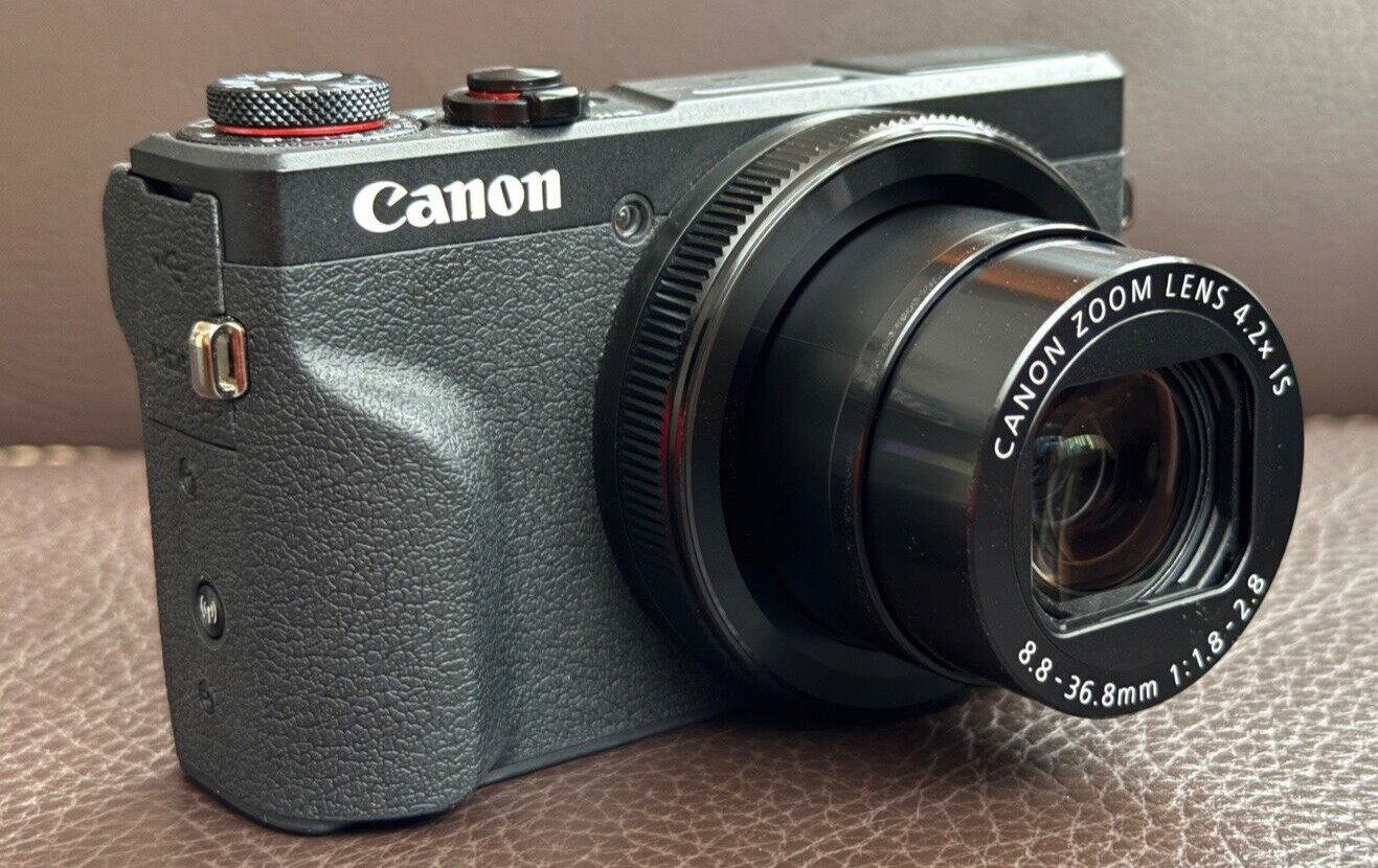 Canon PowerShot G7X Mark III, Schwarz