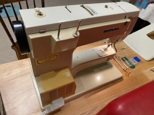 Bernina Record 830 Hochleistungs-Nähmaschine