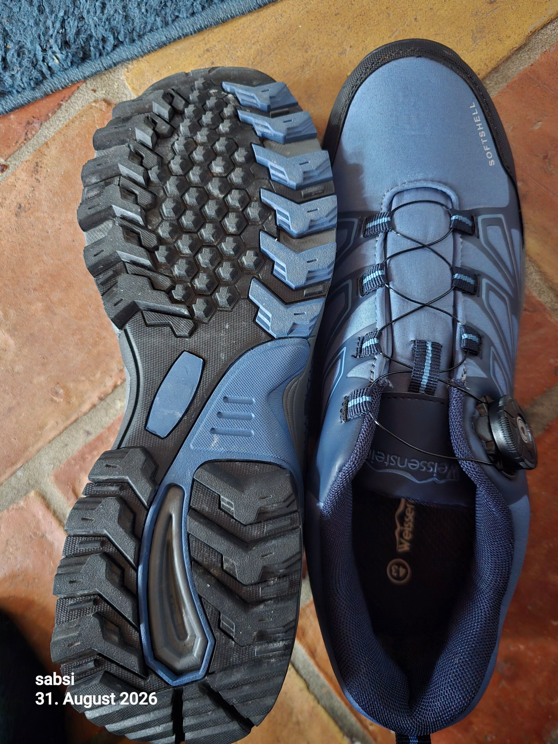 Trekking SCHUHE UNISEX 43 NEU